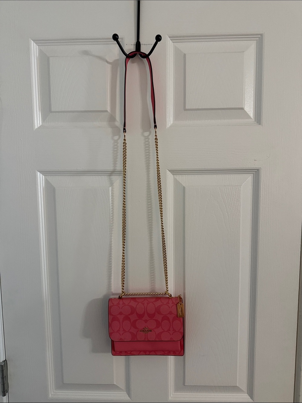 Coach Pink Signature Crossbody with Gold Chain Strap. Like NEW